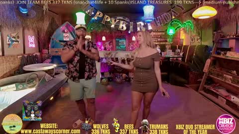 Snapshot of bigbananamilfshake chatting on 01.06.25 Mya and Angelo online show from 01.06.25