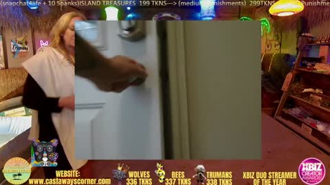 Snapshot of bigbananamilfshake chatting on 01.21.25 Mya and Angelo online show from 01.21.25