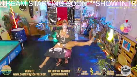 Snapshot of bigbananamilfshake chatting on 03.11.25 Mya and Angelo online show from 03.11.25