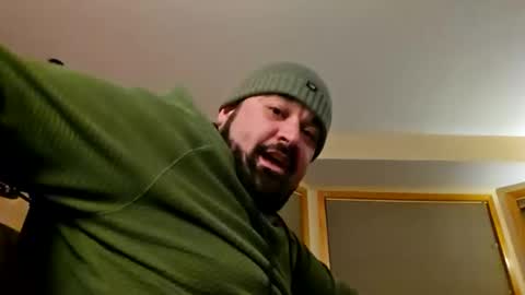 Snapshot of bigbear39x chatting on 12.19.25 bigbear39x online show from 12.19.25