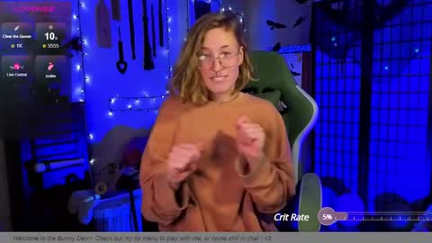 Snapshot of bigbearandbunny chatting on 12.28.24 bigbearandbunny online show from 12.28.24