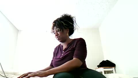 Ashley online show from 04.10.26