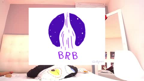 Mia online show from 12.24.24