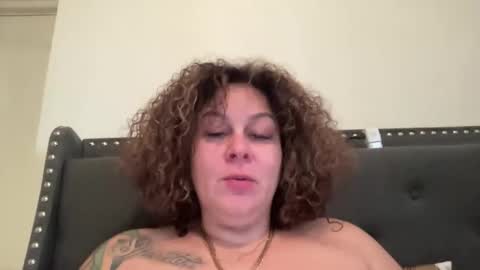 Snapshot of bigbreastsabrina chatting on 02.28.26 BIG BREAST SABRINA online show from 02.28.26