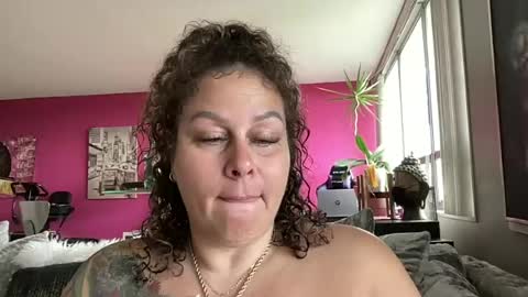 Snapshot of bigbreastsabrina chatting on 06.18.26 BIG BREAST SABRINA online show from 06.18.26