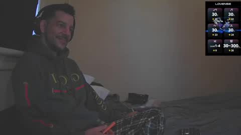 Jon - Im Straight online show from 10.08.25