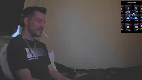 Jon - Im Straight online show from 10.10.25