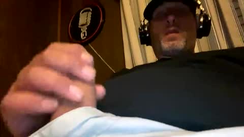 bigcock4yourwetcunt online show from 11.16.25