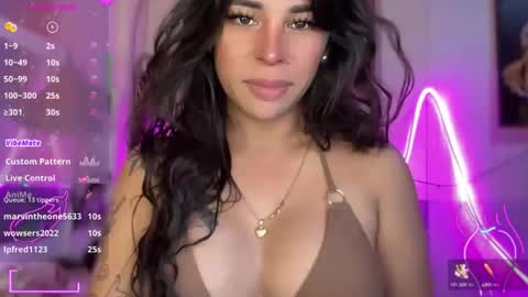 queen amanda online show from 10.14.25