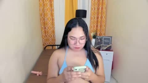 BABY LEXIE online show from 04.09.26