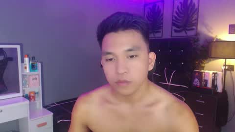 Snapshot of bigcocksimonxx chatting on 12.07.24 Simon online show from 12.07.24