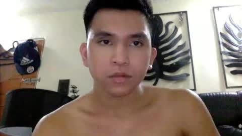 Snapshot of bigcocksimonxx chatting on 03.06.25 Simon online show from 03.06.25