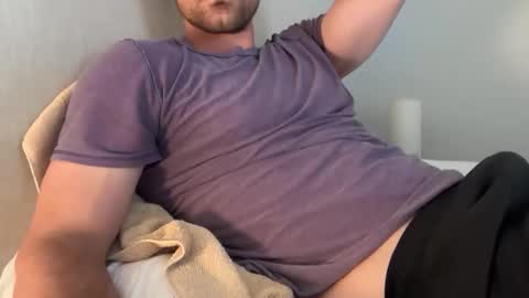 Snapshot of bigcollegecock69690 chatting on 04.22.26 bigcollegecock69690 online show from 04.22.26