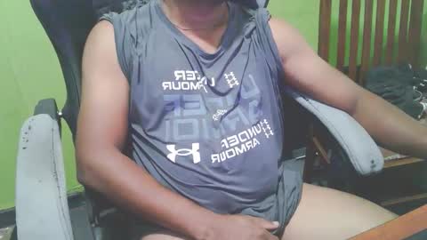 Snapshot of bigdickguyaux chatting on 03.05.26 bigdickguyaux online show from 03.05.26