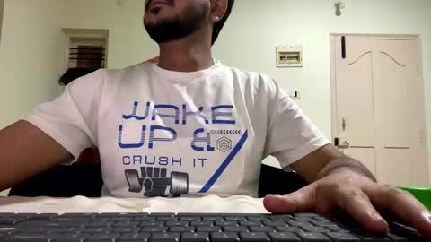 bighandsomesatisfy online show from 01.08.25