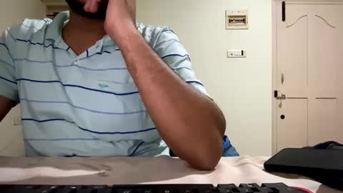 bighandsomesatisfy online show from 01.26.25