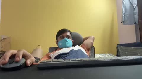 bighandsomesatisfy online show from 04.06.26