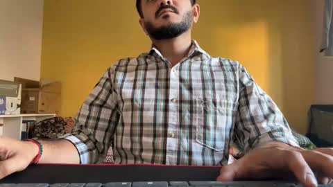 bighandsomesatisfy online show from 04.07.26