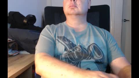 Snapshot of bighorn1981 chatting on 12.16.24 bighorn1981 online show from 12.16.24