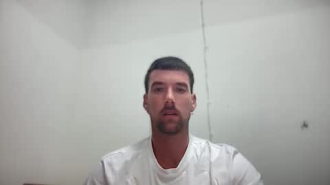 Snapshot of bigmachinejack chatting on 10.13.25 bigmachinejack online show from 10.13.25