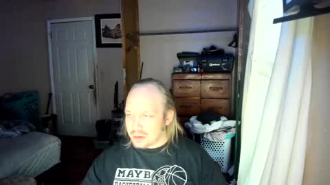 bigmike20129020 online show from 02.17.25