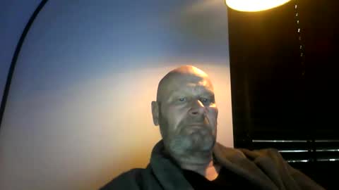 Snapshot of bigmike3339 chatting on 02.12.25 bigmike3339 online show from 02.12.25