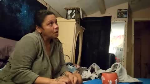 Snapshot of bigolemini chatting on 03.04.25 the Mini mami online show from 03.04.25