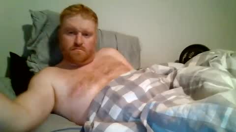 Snapshot of bigred92899 chatting on 06.21.26 bigred92899 online show from 06.21.26