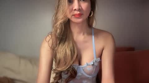 Yna     online show from 01.16.25