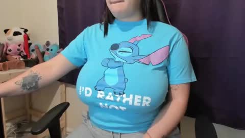 Snapshot of bigt3ti chatting on 01.11.25 Nubia online show from 01.11.25