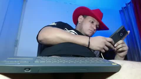 Snapshot of bigthick_blackcock chatting on 05.13.26 MANUEL online show from 05.13.26
