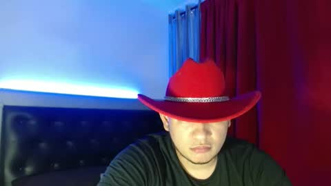 Snapshot of bigthick_blackcock chatting on 05.20.26 MANUEL online show from 05.20.26
