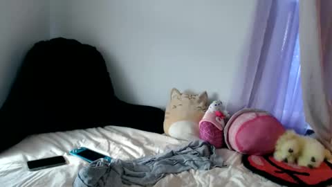 Snapshot of bigtiddygoddess chatting on 11.25.25 Morgan Lafeuille online show from 11.25.25