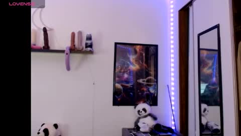 Nichole lights online show from 12.13.24