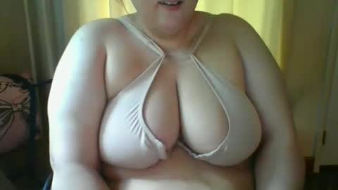 Snapshot of bigwheeliestyle chatting on 05.20.26 Lady of the WHEEL online show from 05.20.26