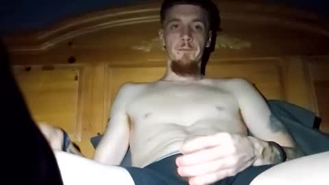 Snapshot of bigwhited2115 chatting on 12.29.24 Onlyfans redheadedwhitedick online show from 12.29.24