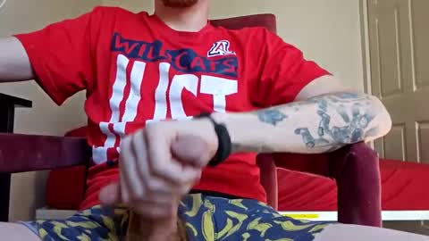 Snapshot of bigwhited2115 chatting on 02.25.25 Onlyfans redheadedwhitedick online show from 02.25.25