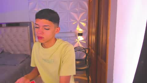 Sam online show from 04.15.26