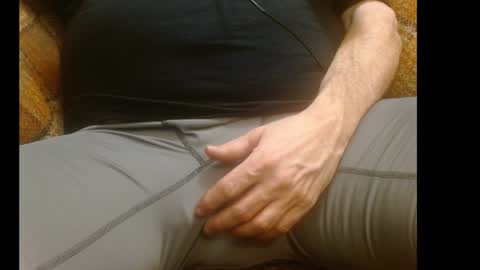 Snapshot of billytucker chatting on 12.24.24 Billy Tucker online show from 12.24.24