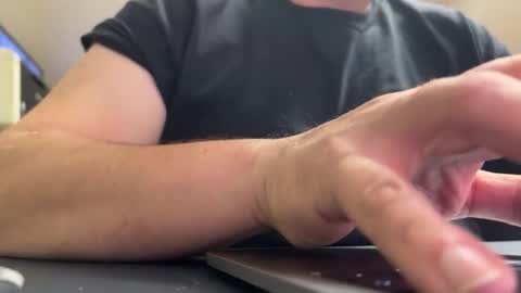 Snapshot of bipeni chatting on 12.04.25 bipeni online show from 12.04.25