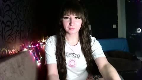 birdie_kiss online show from 02.10.26