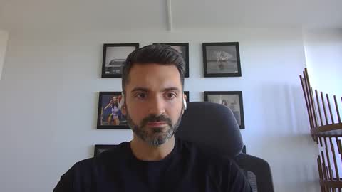 Snapshot of birthdaycake1 chatting on 10.23.25 RobSpots online show from 10.23.25