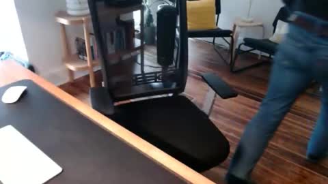 Snapshot of bisexy_man chatting on 02.16.26 bisexy_man online show from 02.16.26