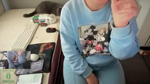 bisex woman online show from 12.02.25