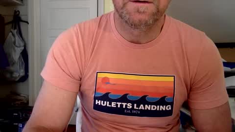 Snapshot of bisonbar chatting on 02.23.25 BisonBar online show from 02.23.25