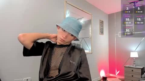  ..  .. online show from 03.04.25