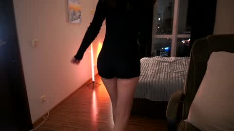 Ann Braslowsky online show from 10.04.25