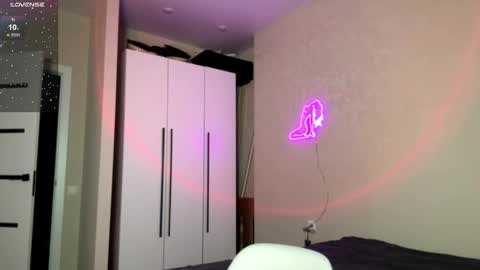 Snapshot of bklfeya chatting on 11.16.25 bklfeya online show from 11.16.25