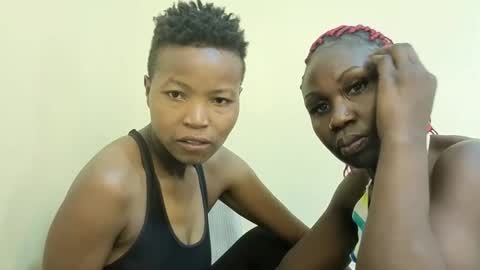 Snapshot of black_divas1 chatting on 02.11.26 black_divas1 online show from 02.11.26