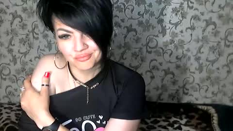 Snapshot of black_hot_01 chatting on 09.09.25 black_hot_01 online show from 09.09.25